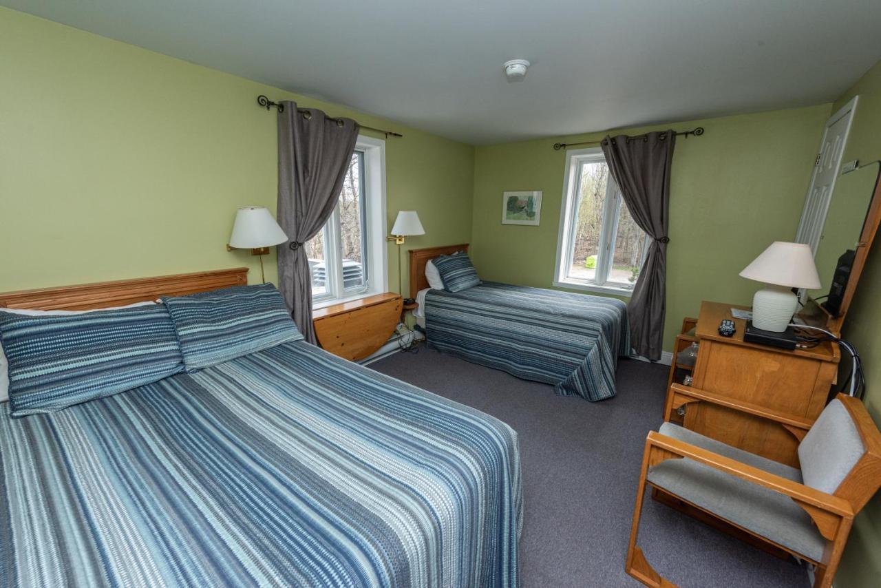 Auberge Beausejour Les Éboulements Buitenkant foto