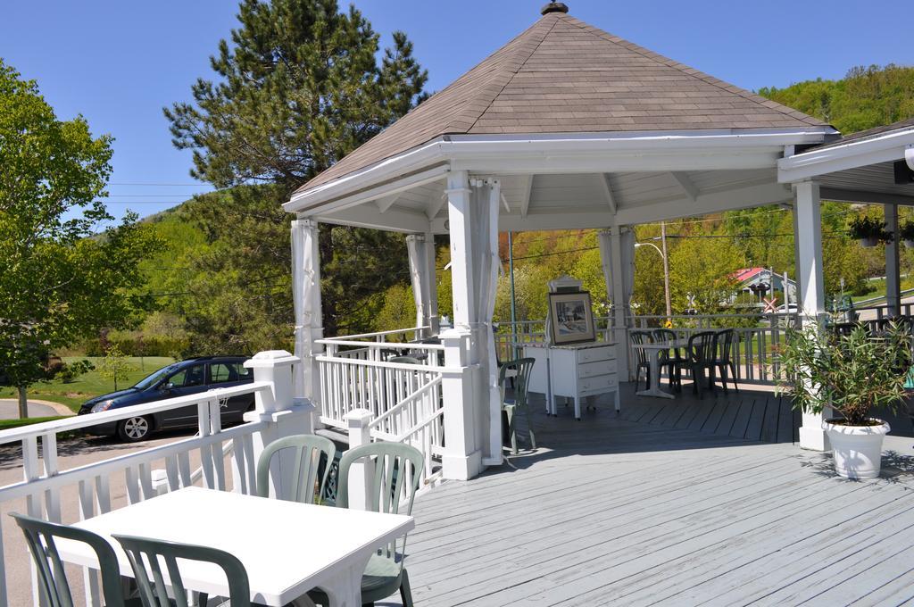 Auberge Beausejour Les Éboulements Buitenkant foto